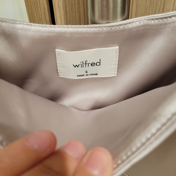 Aritzia Shine Dress - Picture 4 of 5